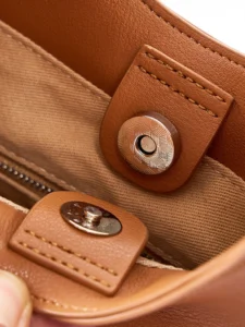 Crescent Hobo bag - Image 6