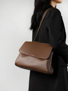 Minimalist Crossbody Bag - Image 4